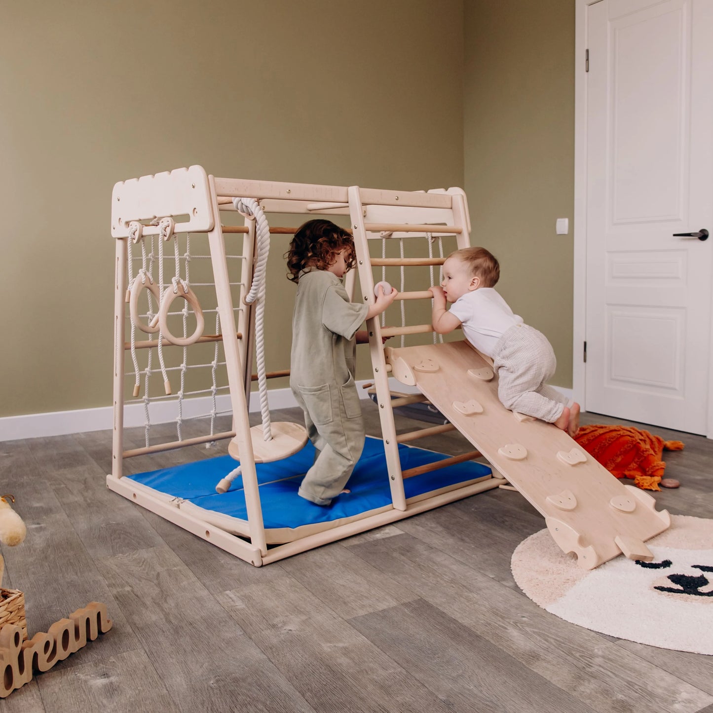 Дървена катерушка Jungle Gym