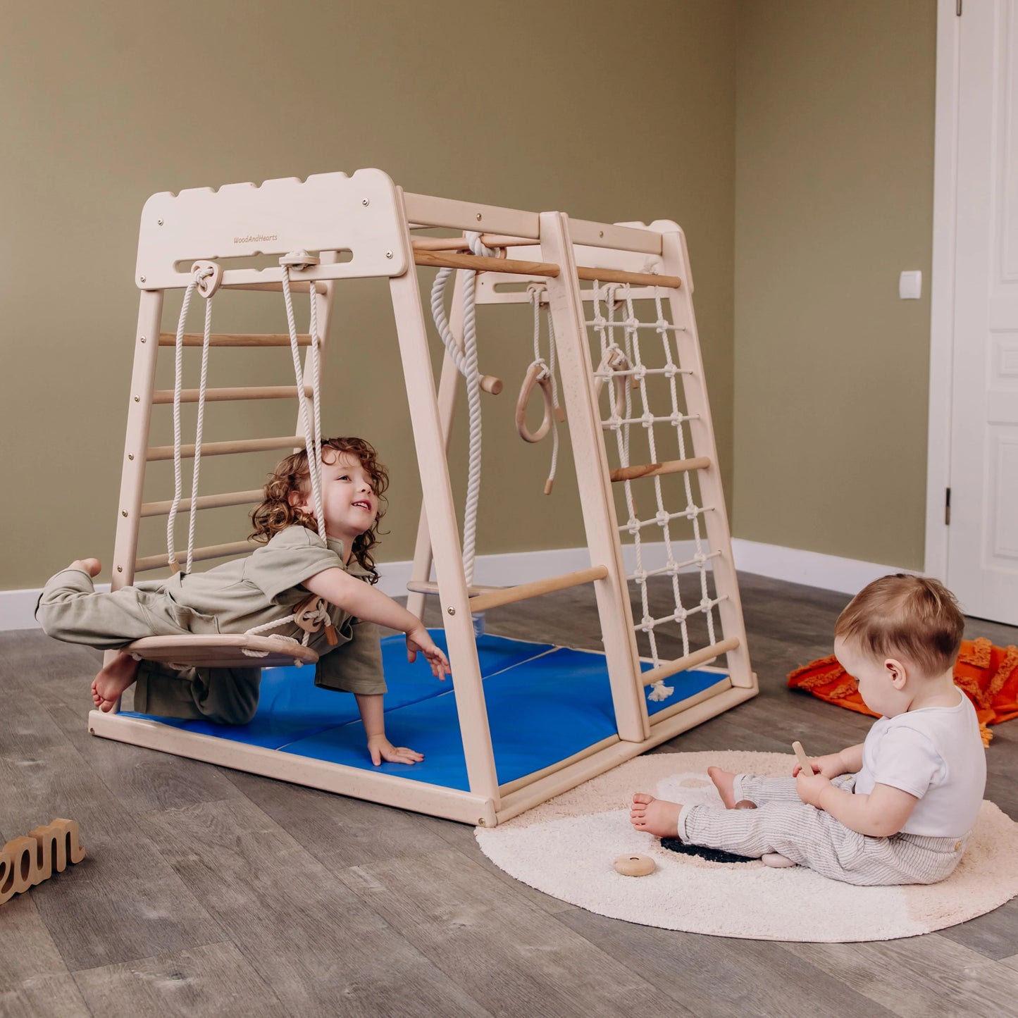 Дървена катерушка Jungle Gym